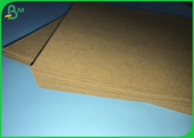 conseil élevé de Brown Papier d'emballage de dureté de 250gsm 300gsm 350gsm pour des boîtes de paquets