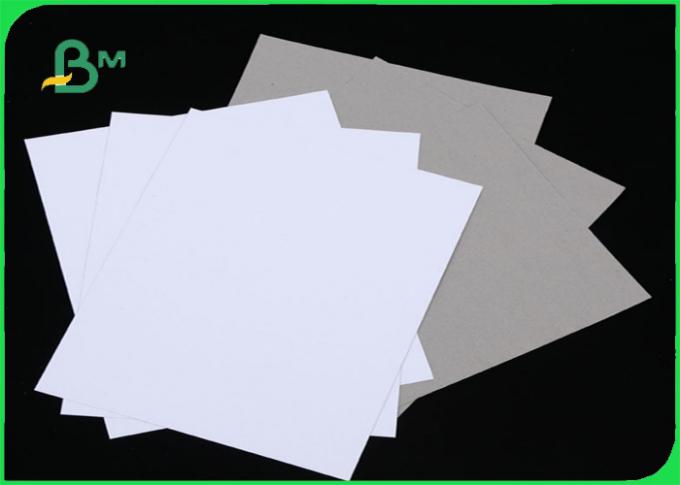Livre blanc de la catégorie D.C.A. C1S avec l'impression offset 350gsm 400gsm de dos de gris