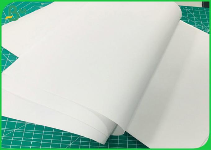 Hautes bobines brillantes enduites par C2S de papier pour étiquettes d'Art Paper Matt 150g 170g 180g