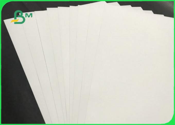 papier synthétique blanc imperméable de 100um 130um 150um pour le label et le carnet