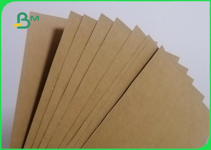  Papier d'emballage lavable coloré recyclable pour des signes d'habillement d'épaisseur de 0.55mm
