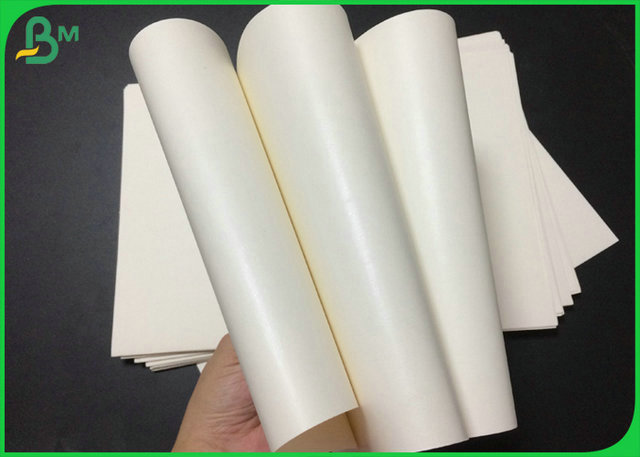 Papier imperméable de tasse de carton de 190g 210g de catégorie alimentaire pour la matière première de tasse de papier