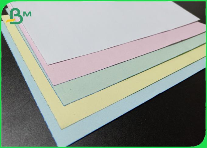 Papier-copie sans carbone coloré de NCR de 48g 50g pour le papier d'imprimerie de bureau