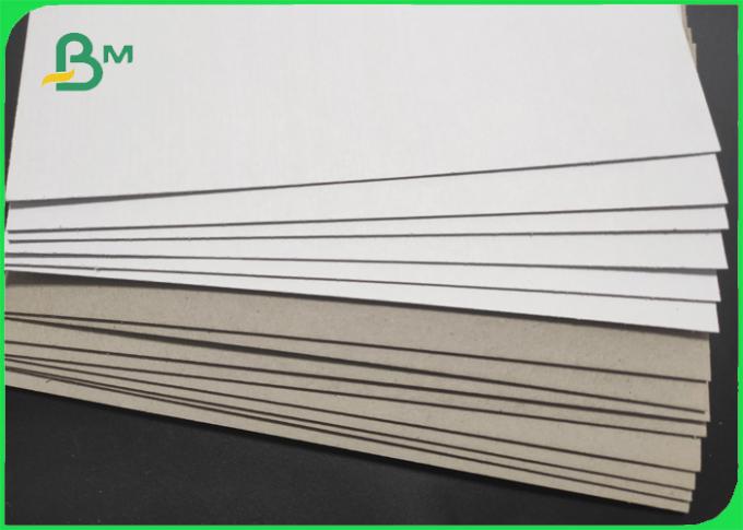 Un papier épais stratifié blanc latéral 1000gsm de carte Grey Back