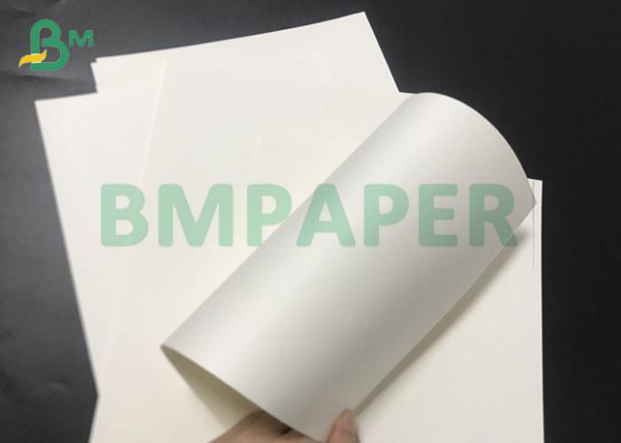La catégorie comestible 230g + 15gPE a stratifié le carton blanc blanchi pour le papier d'actions de tasse