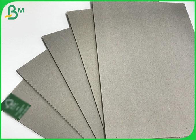 1.2mm Greyboard 1.6mm épais soutenant la feuille de papier de carte 93 * 130cm avec recyclable