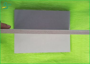 Carton gris gris réutilisé de panneau de pulpe d'épaisseur grise du papier 2mm pour le livre tenant le cadre