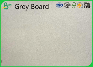 papier de panneau gris solide de carton de 125 x de 118 cm dans la surface douce de feuille