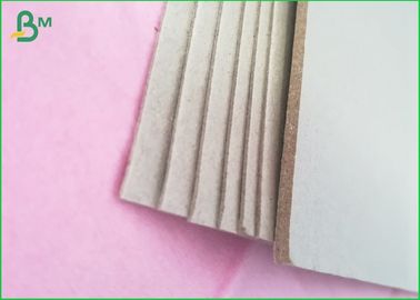 Carton dur gris triple stratifié 1300gsm 1500gsm, surface douce de papier de conseil