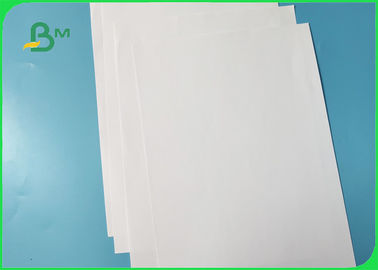 Papier non-enduit de Woodfree de bonne absorption d'encre de blancheur pour imprimer le manuel scolaire