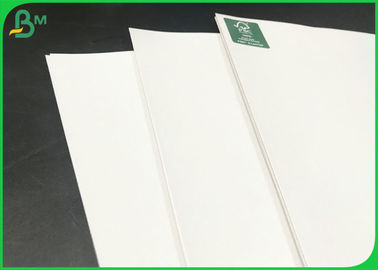 Le FSC a délivré un certificat le conseil blanc enduit par côté simple de 140gsm 170gsm Papier d'emballage pour des sacs en papier