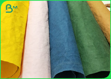 Papier d'emballage lavable multicolore de résistance de larme pour des sacs plicatifs