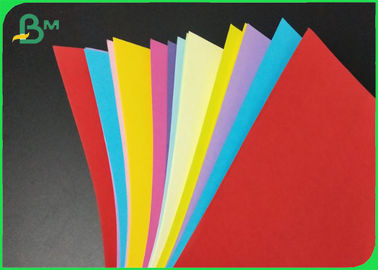 Feuilles colorées non-enduites 110g - 250g de papier d'imprimerie de copie de taille d'A3 A4