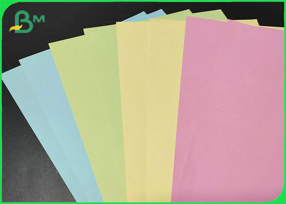 Papier d'imprimerie colorée écologique extérieur lisse de 70gsm 80gsm pour la carte de voeux