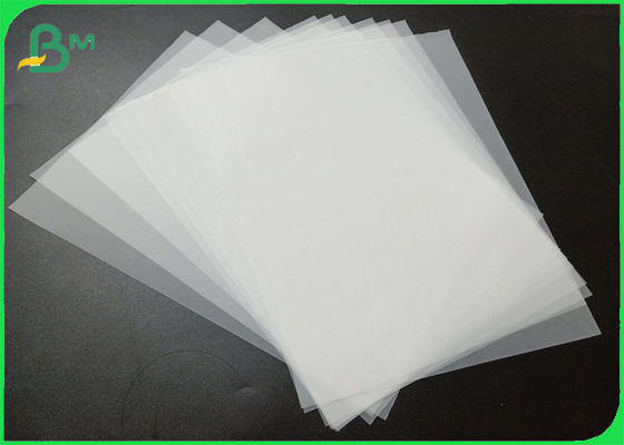 Feuilles de papier blanches translucides de traçage de 73gsm 83gsm pour l'impression