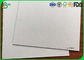Fraisez le dos de gris de pulpe réutilisé par papier moyen ondulé non-enduit/conseil duplex arrière de blanc