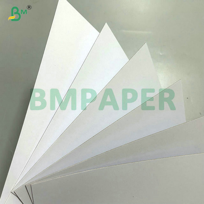 1.2mm 1.5mm 2 côtés revêtus de carton blanc stratifié pour les boîtes d'emballage cosmétiques 70x100cm