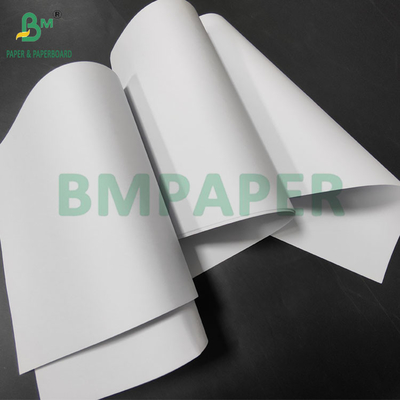 Papier offset sans couche de 40 gm blanc haut pour les inserts de livres 640 x 900 mm