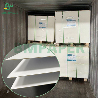 1.8mm 2mm Carton épais de haute rigidité Cartable laminé 93x130cm