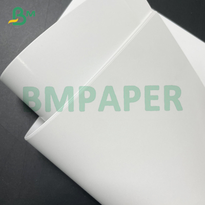 Bon blanc 100lb texte brillant papier d'art recouvert des deux côtés pour les imprimantes offset