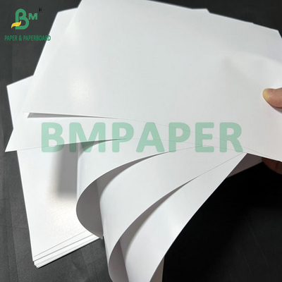24.5 x 36 pouces 120 grammes 150 grammes Impression au laser Papier d' art brillant Pour faire un calendrier
