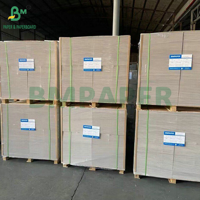Carton rigide blanc brillant de noyau gris 1,5 mm 2 mm pour les boîtes cosmétiques