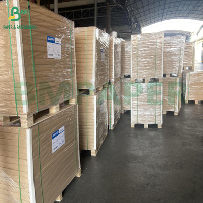 200g - 365g de carton recyclé recouvert d'argile CCKB Kraft Back pour cartons