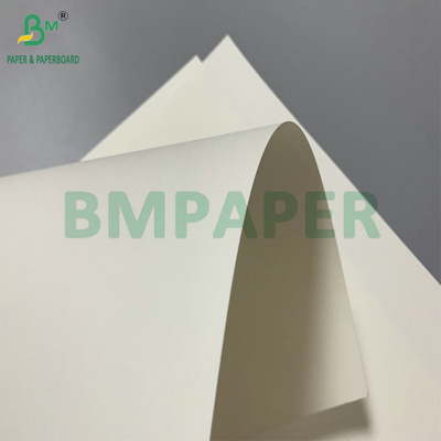 700 x 1000 mm Carton recyclé recouvert d'argile Carton CRB 350 grammes Pour la fabrication de boîtes d'emballage cosmétiques