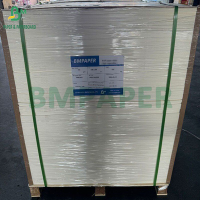 58 gm 60 gm LWC Légère en poids revêtue de feuilles de papier blanc Forme à deux côtés Brillant