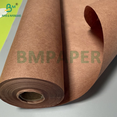 Un rouleau de papier rose pour emballer de la viande 70 g 60 g 24 pouces par 175 pieds