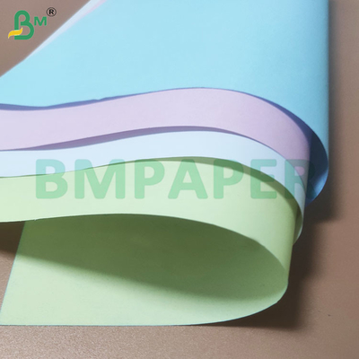 Papier de copie sans carbone recouvert d'une image transparente pour les factures et les reçus