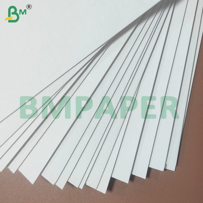 0.4-0.7 mm épaisseur Feuilles de papier absorbant l'humidité à surface plate