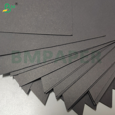 Papier de couverture en carton noir Poids 350 gm Papier premium lisse