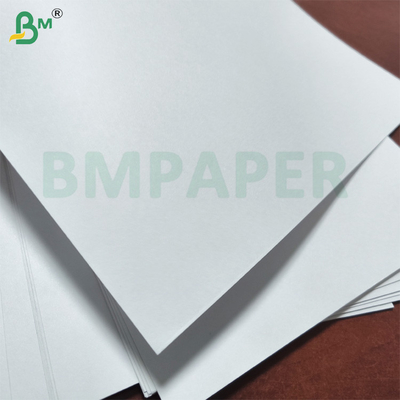 Papeterie de couverture non revêtue en carton blanc 100lb lumineux ultra lisse