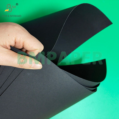 300 gm 350 gm Haute rigidité et résistance au pliage Carton noir recouvert d'un côté