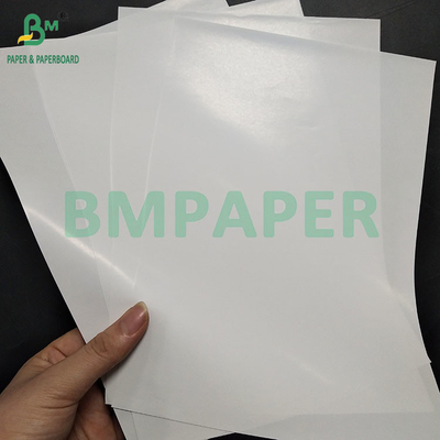 70 gm 90 gm C1S Papier revêtu brillant pour la fabrication de rouleaux d'étiquettes de 50 mm