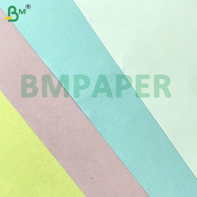 55 grammes Image blanche et bleue en rouleaux et feuilles de papier sans carbone pour l'impression de reçus NCR CB / CF / CFB