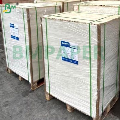 90g 100g Papier kraft blanc brillant à haute souplesse et rigidité pour sacs de transport