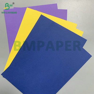 Surface lisse 180gm 230gm Carton de couleur pour les invitations de mariage