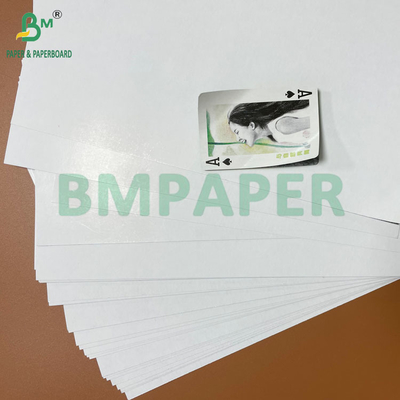 310 grs 320 grs Carte de jeu à base de noir pour l'impression de cartes de jeu