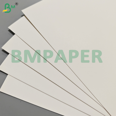 3 mm de carton blanc à bonne rigidité pour panneau d'affichage