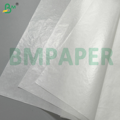 Papier ciré résistant à l'humidité et aux graisses 30gsm semi-translucide pour l'emballage alimentaire