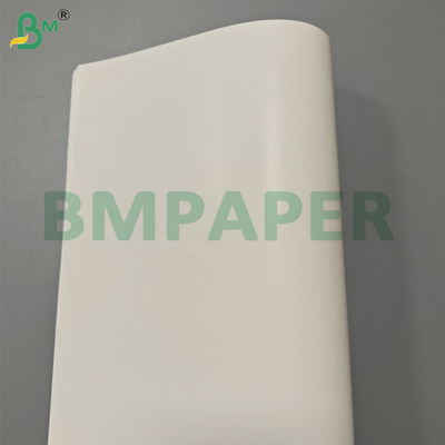 65GSM Bon effet d'impression Feuilles de papier résistant à l'humidité pour les étiquettes de bière
