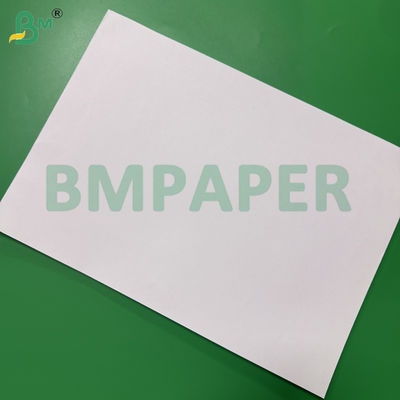 70 g 80 g de rouleau de papier de copie de qualité supérieure 1055 mm Blancheur élevée 158/153