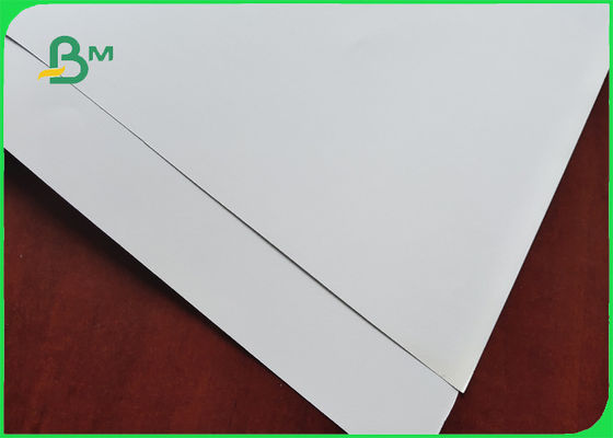 Le papier en soie 100/115/120/150/300GSM de FSC Matt lissent bon imprimant l'effet