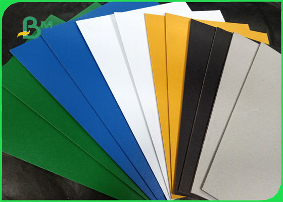 2.0mm FSC réutilisent le carton coloré de vernis brillant de pulpe pour le boîte-cadeau