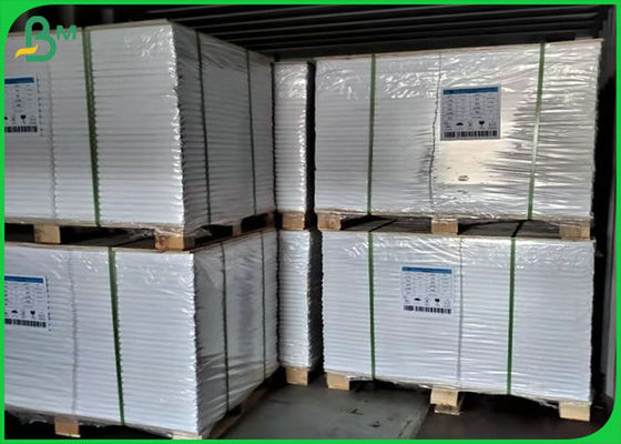 petit pain blanc de papier d'impression offset de 70lb 80lb avec la certification de FSC