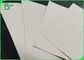 Le papier mince non-enduit de carton gris couvre le double gris latéral 250g - 700g