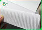 Carton ondulé blanc pour la boîte cosmétique rayant f cannelure 36 x 48 pouces