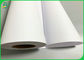 Petit pain blanc 620mm x 50m 80gsm de papier à dessin 2 pouces d'universel de noyau